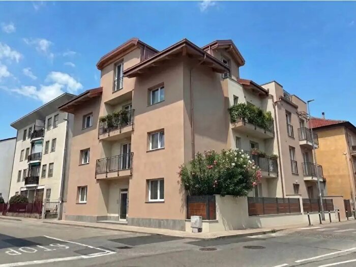 Case in Vendita e in Affitto - 3