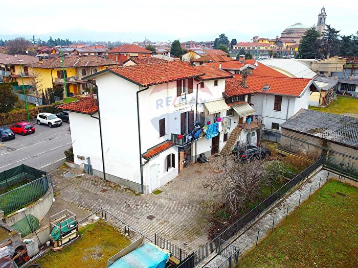 Case in Vendita e in Affitto - 3