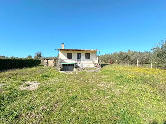 Casa trilocale in vendita in Via dei Archi, Velletri