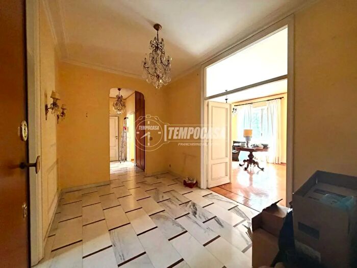 Appartamento con 5 locali in vendita in Corso Alessandro Tassoni, Torino