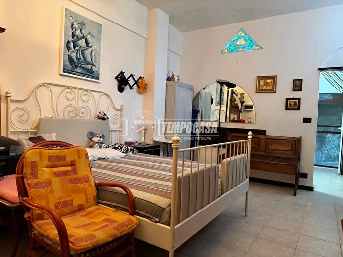 Appartamento bilocale in vendita in Via Ferrari, Celle Ligure
