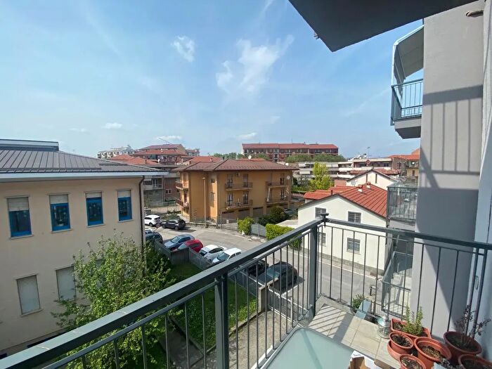 Appartamento bilocale in affitto in Via Ambrogio, Alba