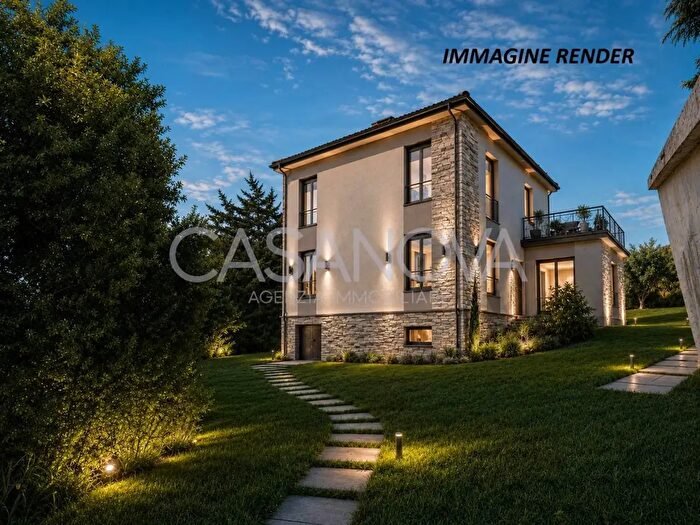 Casa con 5 locali in vendita in Mosciano Sant'Angelo