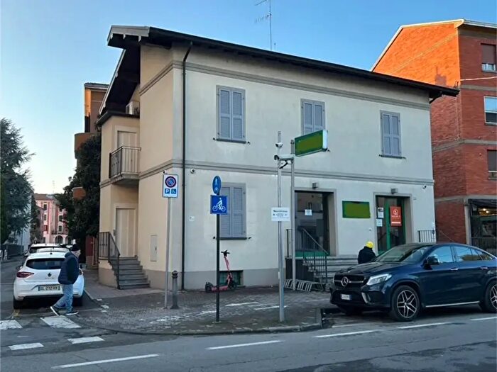 Casa con 5 locali in vendita in Via Paradigna, Parma