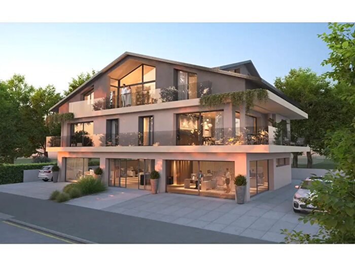 Appartamento quadrilocale in vendita in Viale Carducci, Cesenatico