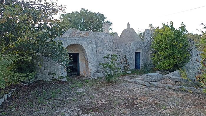 Casa quadrilocale in vendita in Ostuni