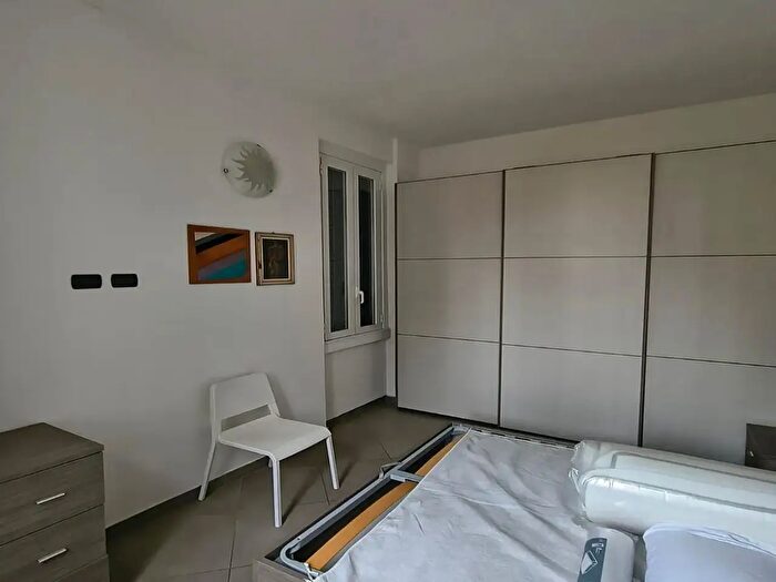 Appartamento bilocale in affitto in Viale Certosa, Milano