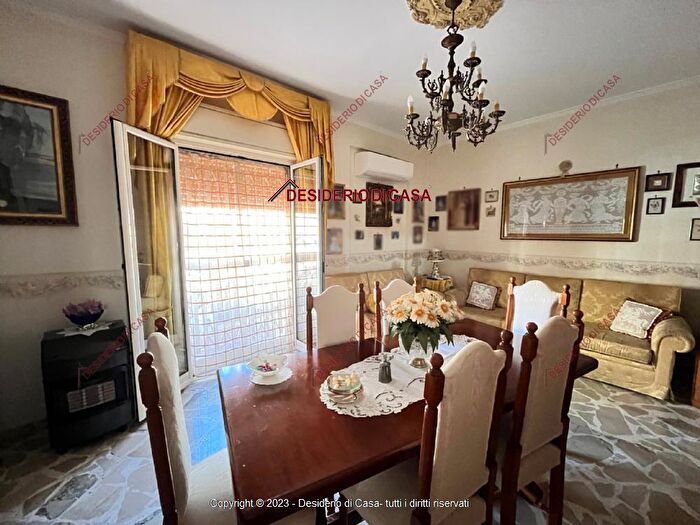 Appartamento quadrilocale in vendita in Palermo