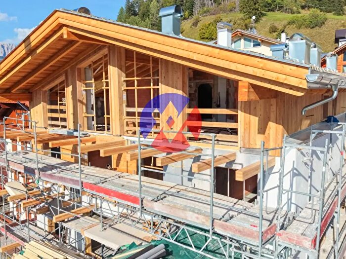 Appartamento quadrilocale in vendita in Strada Frate Emilio Chiocchetti Lenz, Moena