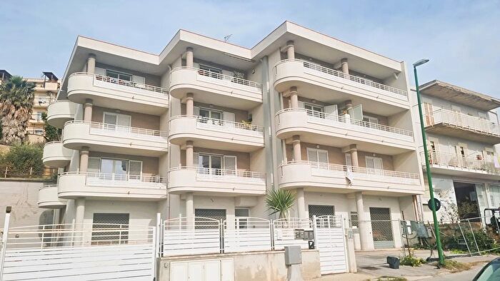 Appartamento trilocale in vendita in Via Mazzini, Agrigento