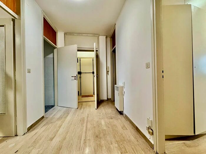 Appartamento con 6 locali in vendita in Via Bissolati, Venezia