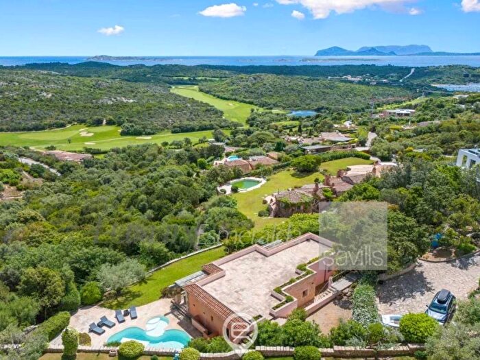 Casa quadrilocale in affitto in Pevero Golf Club, Porto Cervo, Arzachena