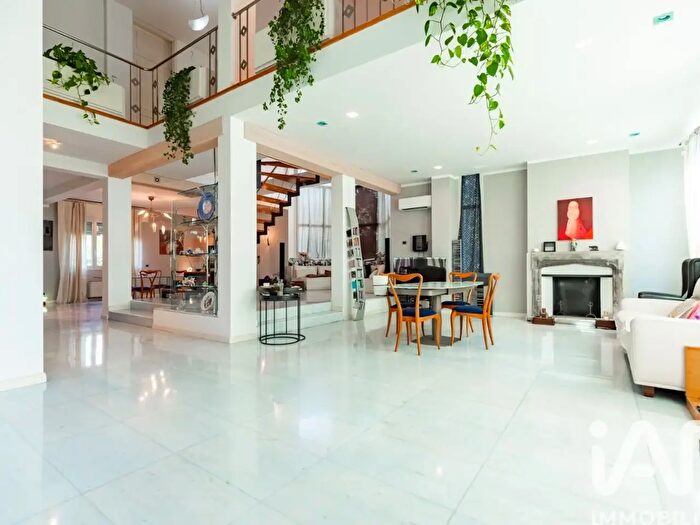 Casa con 14 locali in vendita in Via Antonio Vivaldi, Modena