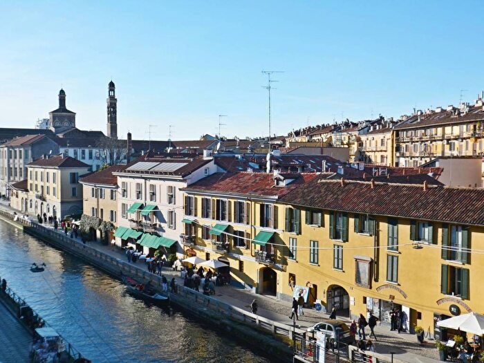 Appartamento trilocale in affitto in Ripa di Porta Ticinese, Navigli Darsena, Milano