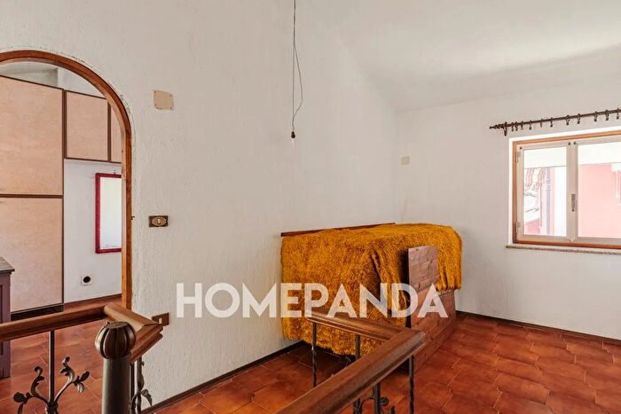 Casa con 6 locali in vendita in Strada Vallone Fortuna, Robilante