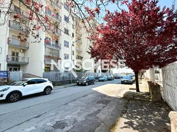 Appartamento quadrilocale in vendita in Via Umbria, Pontecagnano Faiano