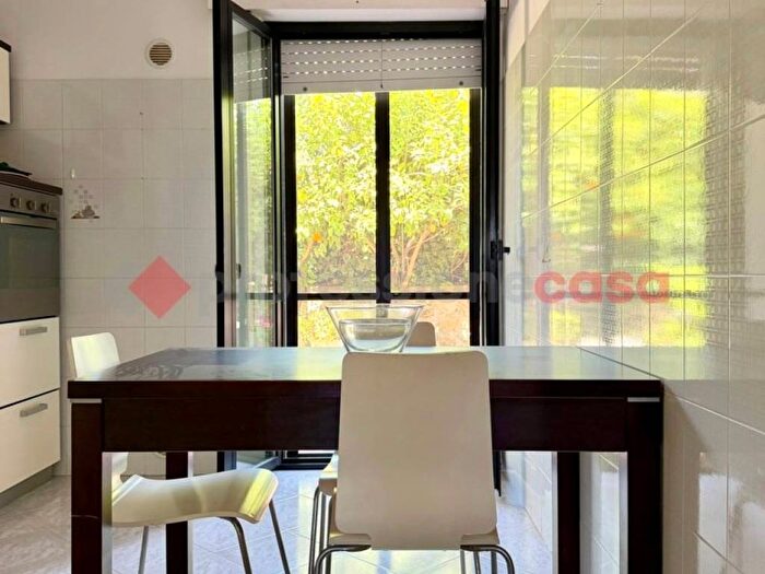 Appartamento trilocale in affitto in Via degli Olmi I trav dx, Gaeta