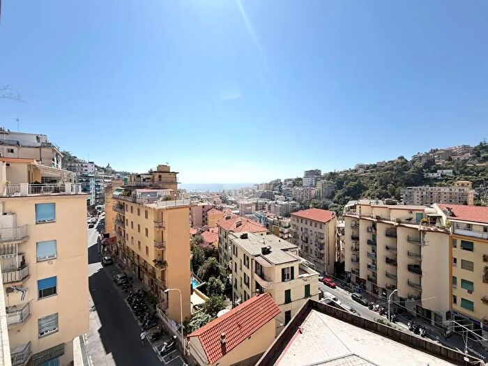 Appartamento trilocale in vendita in Via Galileo Galilei, Sanremo