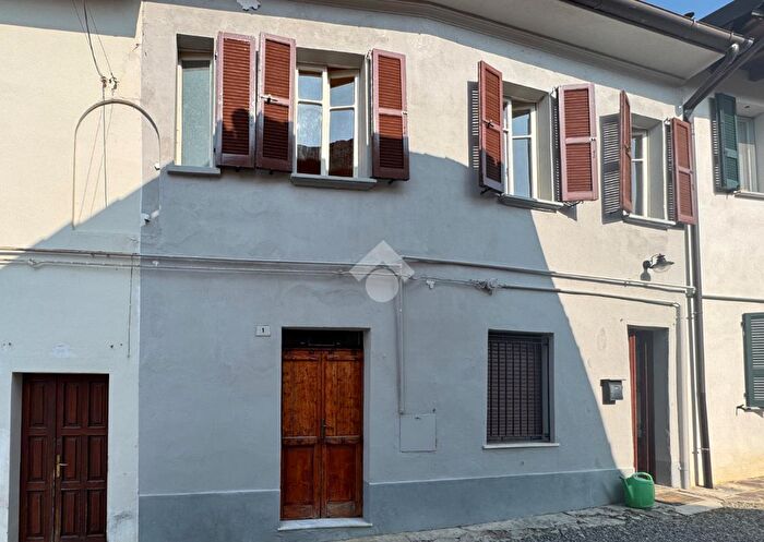 Casa trilocale in vendita in Via Calcababbio, Redavalle