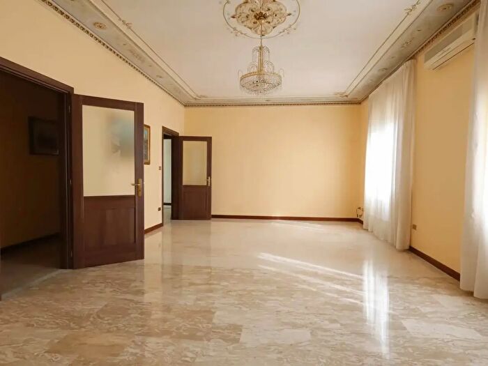 Appartamento quadrilocale in affitto in Santa Maria Capua Vetere