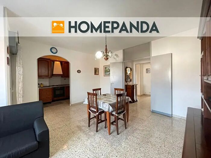 Appartamento quadrilocale in vendita in Via Ivrea, Torino