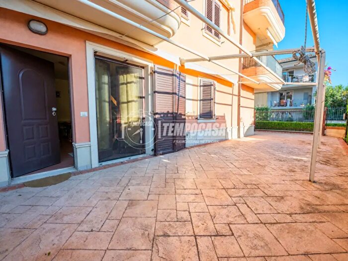 Appartamento trilocale in vendita in Viale Regina Margherita, Potenza Picena