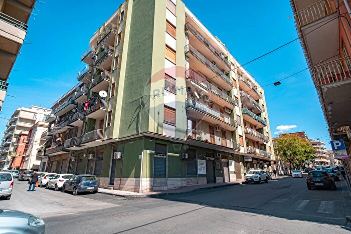 Appartamento trilocale in vendita in Via Catania, Adrano