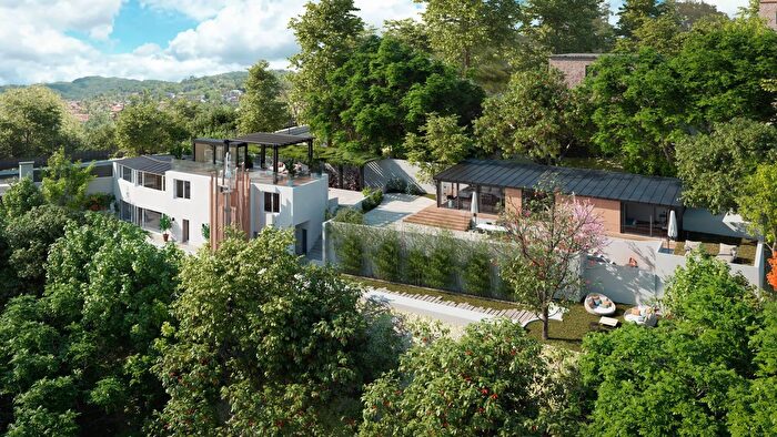 Casa con 12 locali in vendita in Strada Comunale Santa Margherita, Torino