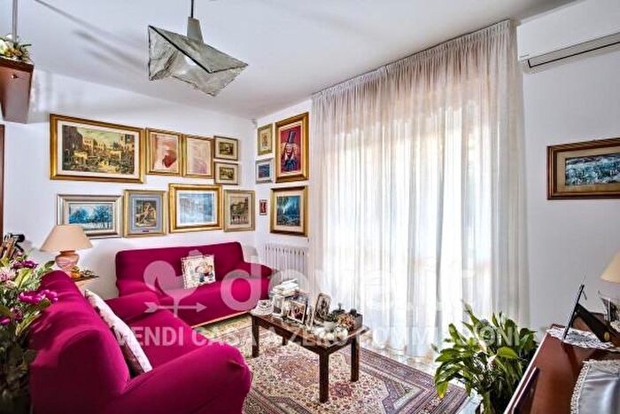 Appartamento bilocale in vendita in Via XX Settembre, Legnano