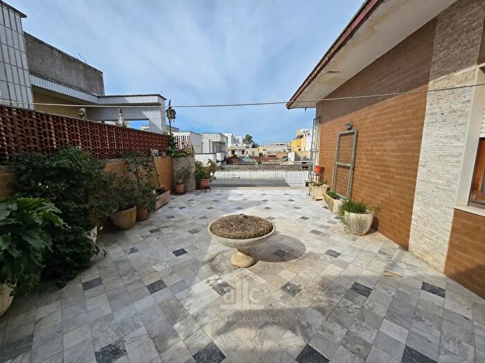 Appartamento con 5 locali in vendita in Via Alcide De Gasperi, Cavallino