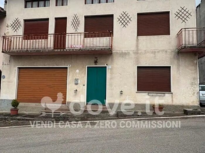Casa con 6 locali in vendita in Via Carve, Borgo Valbelluna