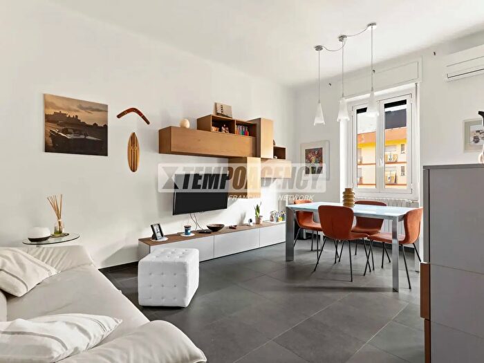 Appartamento bilocale in vendita in Milano