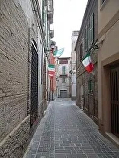 Casa quadrilocale in vendita in Pollutri