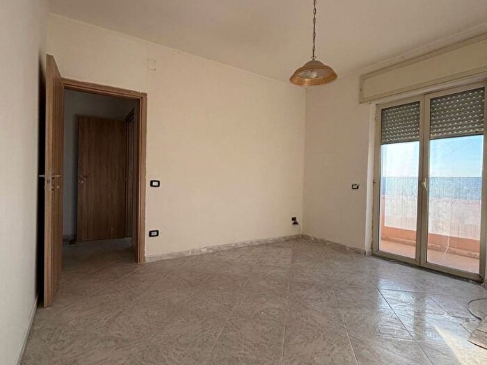 Appartamento trilocale in affitto in Via San Nullo, Licola Paese, Giugliano in Campania