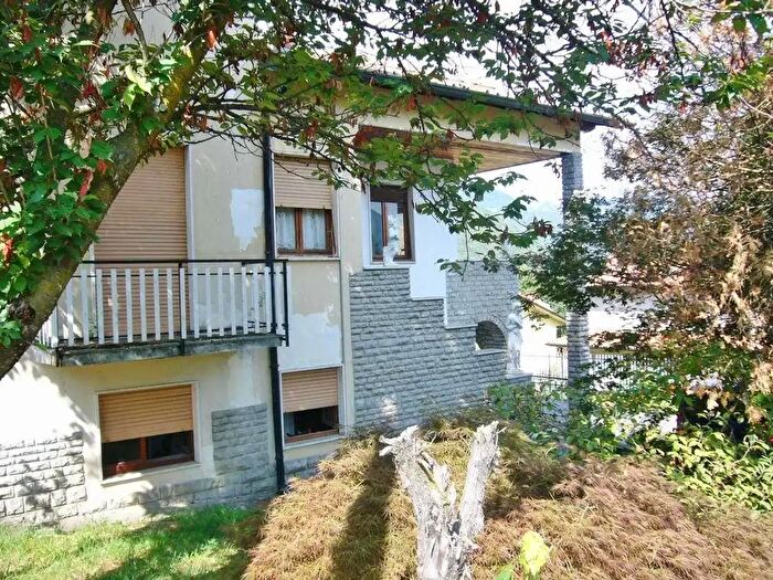 Casa con 6 locali in vendita in Via Strada Provinciale, Bedulita