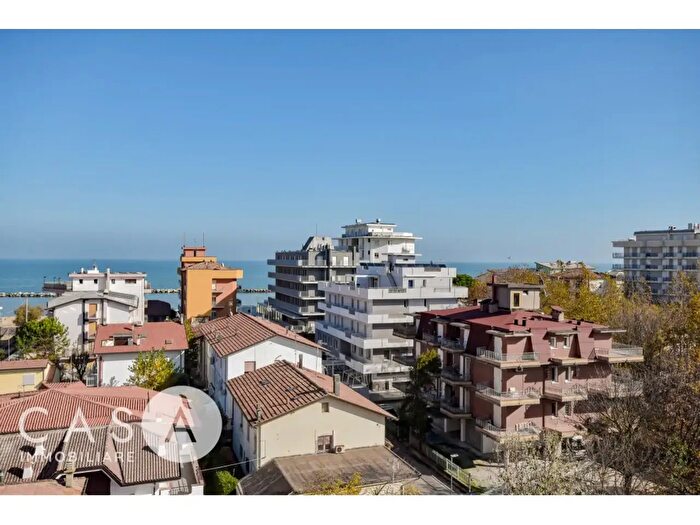 Appartamento trilocale in vendita in Via Panzini, BellariaIgea Marina