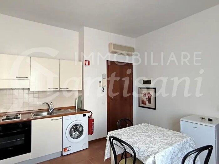 Appartamento bilocale in affitto in Via Lippe E Macia, Firenze