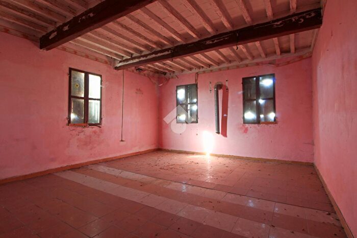 Casa con 5 locali in vendita in Via Malcantone, Campagnola Emilia