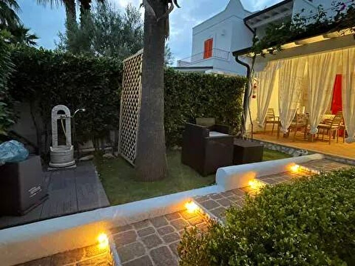 Casa con 6 locali in affitto in Strada Provinciale No Number, Porto Cesareo