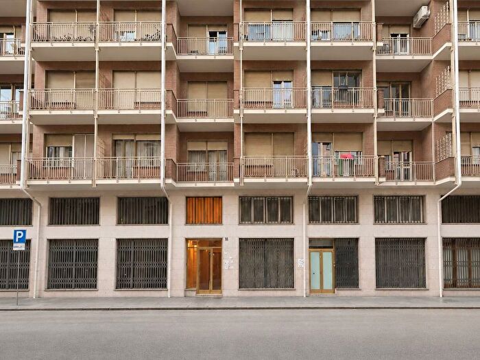 Appartamento trilocale in affitto in Via Chivasso, Aurora, Torino