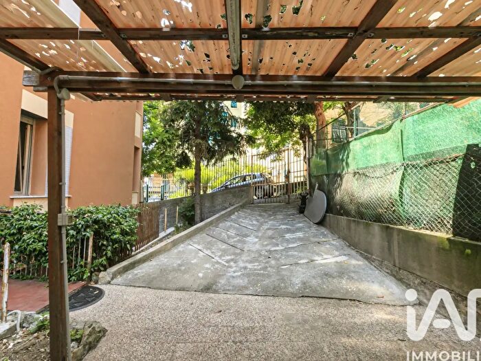 Appartamento con 5 locali in vendita in Corso Europa, Genova