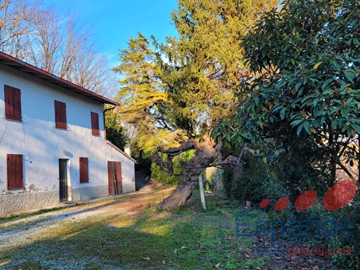 Casa quadrilocale in vendita in Via Monte Sterlino, Bertinoro