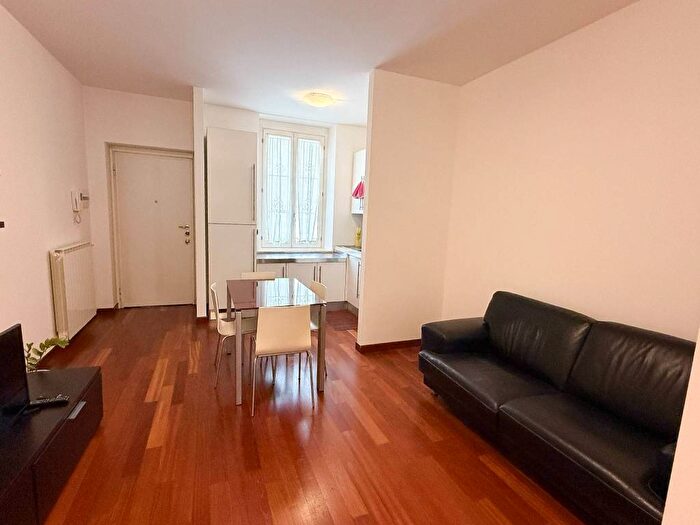 Appartamento bilocale in affitto in Via Lazzaro Papi, Porta Romana Medaglie d'Oro, Milano
