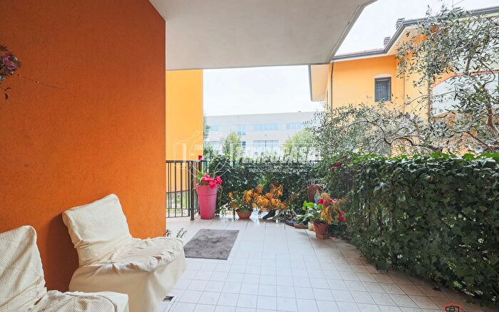 Appartamento quadrilocale in vendita in Via Severino Bizzocchi, Rimini