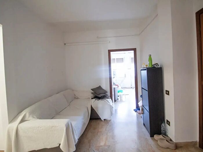 Appartamento quadrilocale in vendita in Via Giuseppe Valentini, Prato