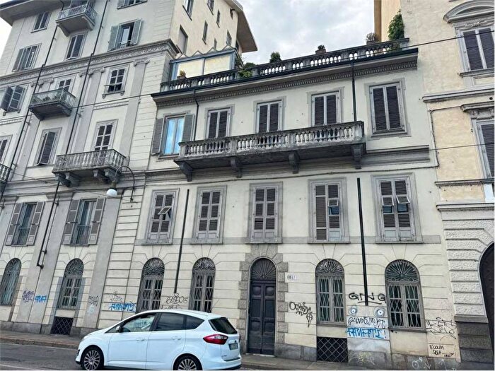 Appartamento bilocale in affitto in Lungo Po Cadorna, Giardini Reali, Torino