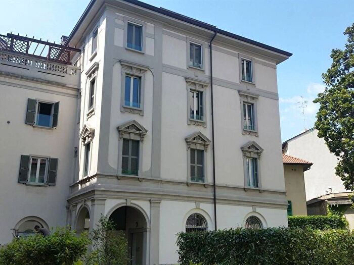 Appartamento bilocale in affitto in CORSO DI PORTA ROMANA, Quadronno Crocetta, Milano