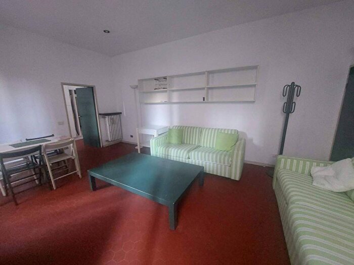 Appartamento bilocale in affitto in Viale F e G L Basetti, Centro Storico, Parma