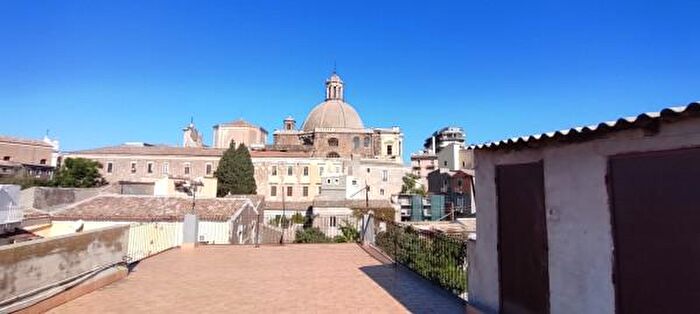 Appartamento trilocale in vendita in Piazza Martiri dUngheria, Paterno
