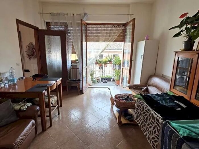Appartamento bilocale in affitto in Piazza Vittorio Alfieri, Mombercelli